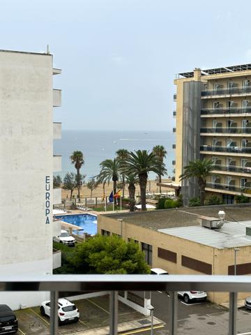 Piso En venta en Roses photo 0