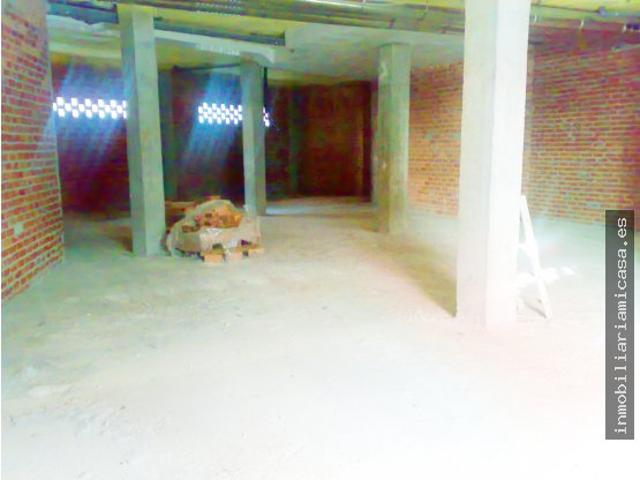BAJO DE 193 M2 EN LA ZONA DE A PARDA photo 0