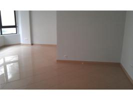 Piso de 4 dormitorios céntrico photo 0
