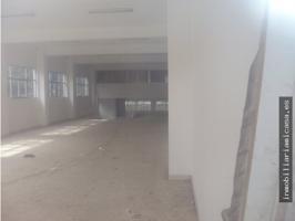 BAJO comercial en la Avda. de Vigo photo 0