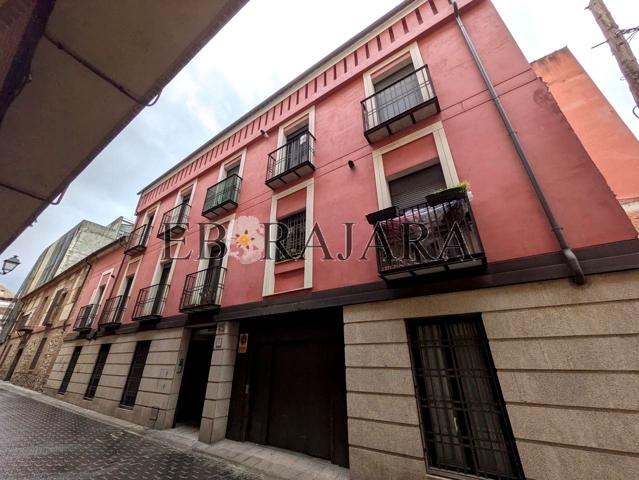 ESTUPENDA VIVIENDA EN CASCO ANTIGUO CON GARAJE photo 0