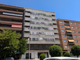 Entreplanta comercial en plena avenida photo 0