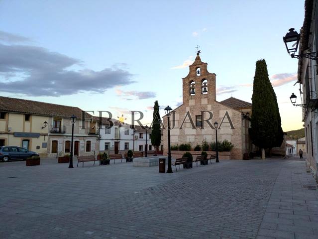 AMPLIA CASA DE PUEBLO CON PATIO photo 0