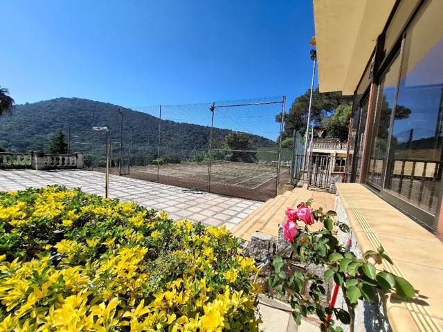 Casa En venta en Vilanova Del Vallès photo 0