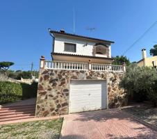 Unifamiliar Pareada En venta en Vilanova Del Vallès photo 0