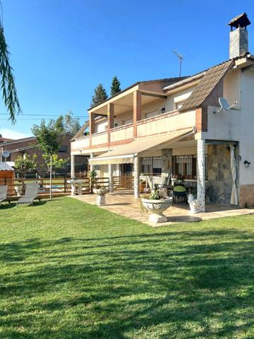 Chalet a 4 vientos con parcela de 900m² photo 0