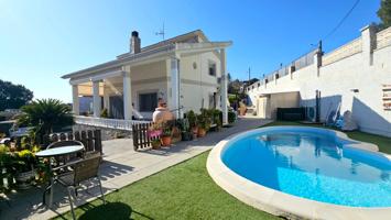 Chalet con piscina photo 0