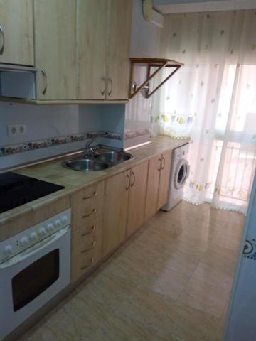 Estudio en venta en Plasencia de 95 m2 photo 0