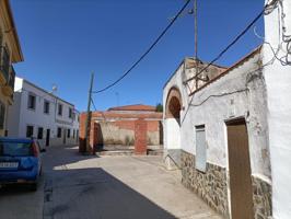 ESQUINAZO IDEAL PARA UNA BONITA CASA Y GARAJE EN EL CENTRO DE LA CUMBRE photo 0