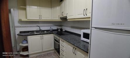 Piso en venta cerca de la isla, la universidad y del centro de Plasencia photo 0