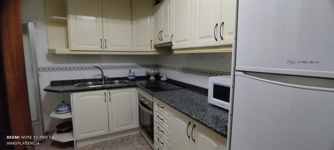 Piso en venta cerca de la isla, la universidad y del centro de Plasencia photo 0