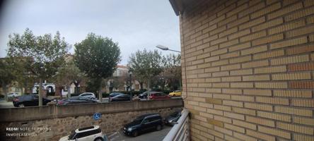 ¡No pierdas la oportunidad de vivir en una de las mejores ubicaciones de Plasencia con plaza de garaje incluida! photo 0