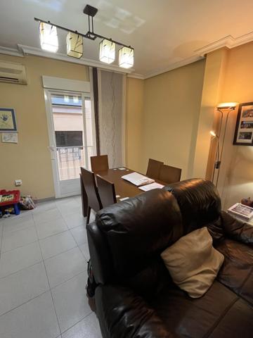 🏡 ¡Oportunidad única en Plasencia! Casa con garaje y buhardilla lista para entrar a vivir ✨ photo 0