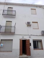 🌟 ¡Encantadora casa en venta cerca de la Plaza de Serradilla! 🌟 photo 0