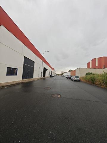 Nave Industrial en alquiler en Plasencia de 589 m2 photo 0