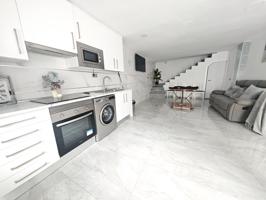 Casa - Chalet en venta en Plasencia de 100 m2 photo 0