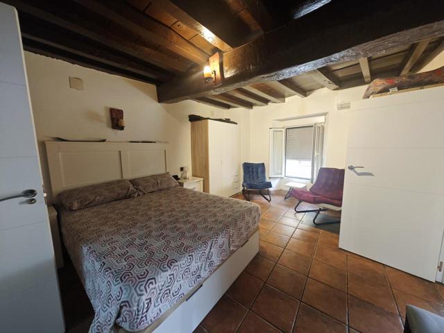 🏡 Encantadora casa rústica en Malpartida de Plasencia, a solo 2 h 17 min de Madrid photo 0