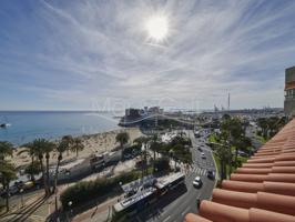  Ático En venta en Casco Antiguo - Sta. Cruz - Ayuntamiento, Alicante - Alacant photo 0