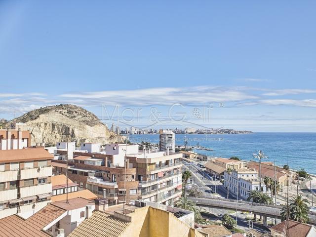  Ático En venta en Casco Histórico-Santa Cruz, Alicante - Alacant photo 0