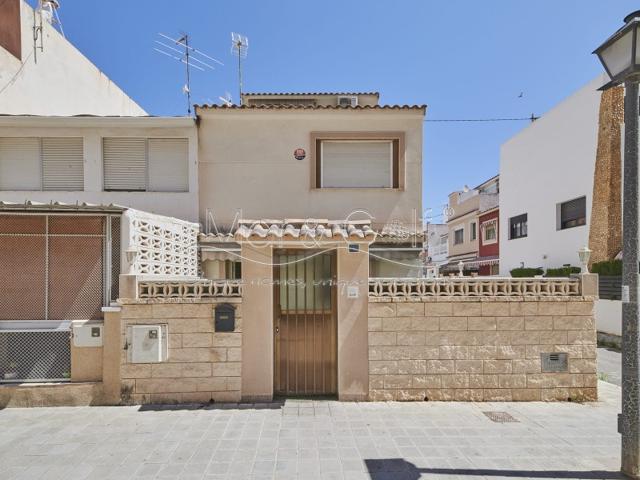 Unifamiliar Separadas En venta en Alicante - Alacant photo 0