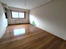 PISO EN VENTA, ZONA BARBAÑA photo 0