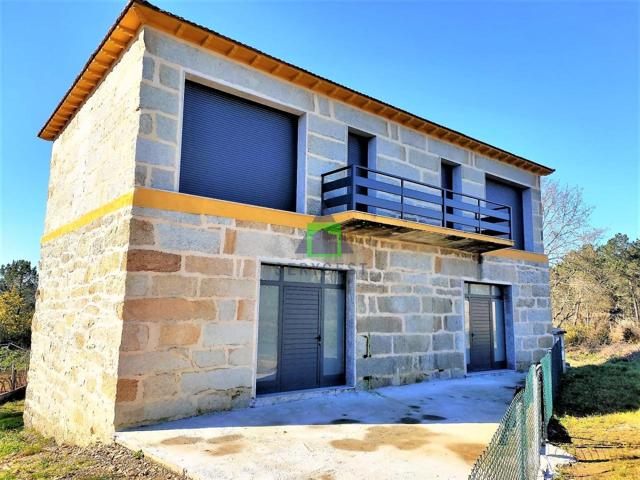 CASA PARA REMATAR EN CARTELLE-CASTRELO DE MIÑO photo 0