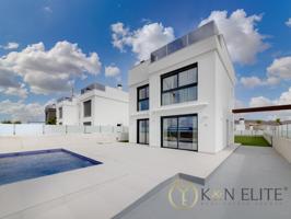 Villa En venta en Mutxamel photo 0