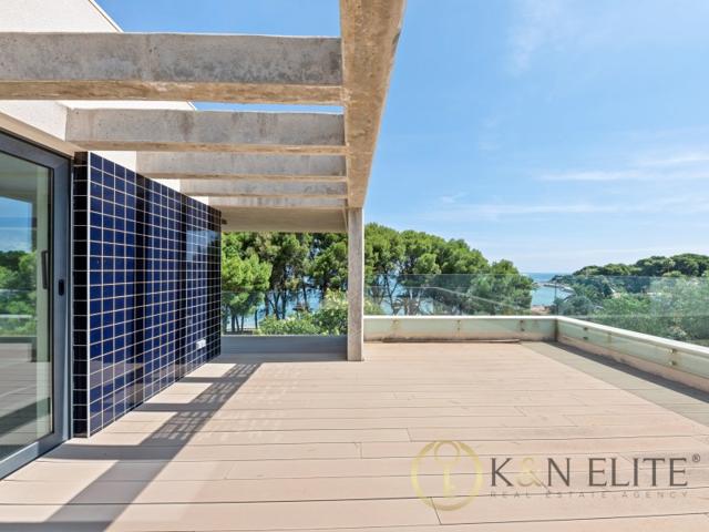 Villa En venta en Dénia photo 0