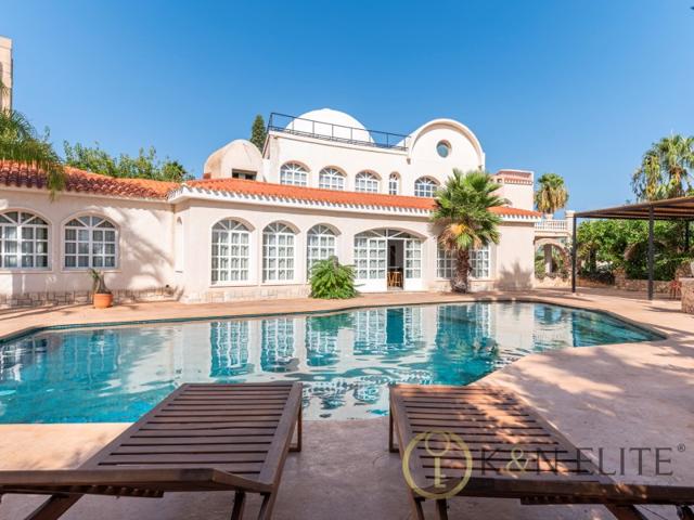 Villa En venta en Vistahermosa, Alicante - Alacant photo 0
