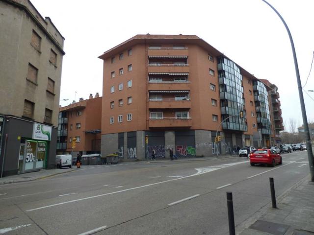 LOCAL COMERCIAL EN ALQUILER DE 600M2 DIVIDIBLE EN ZONA CTRA DE VIC DE MANRESA photo 0