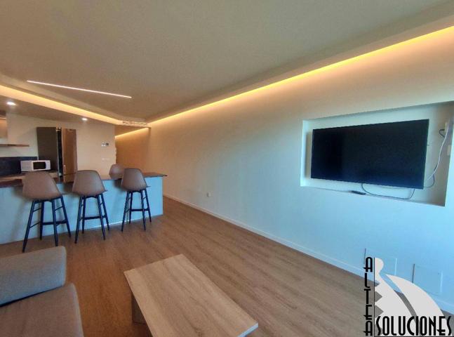 Precioso apartamento reformado en 1º línea-Altea. photo 0