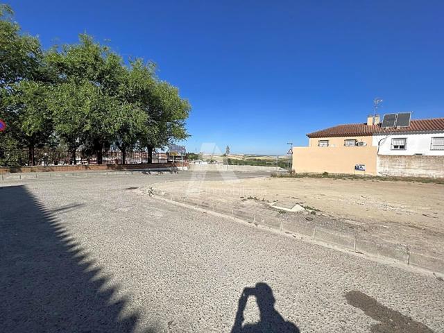 Terreno en venta en El Cuervo de Sevilla de 121 m2 photo 0