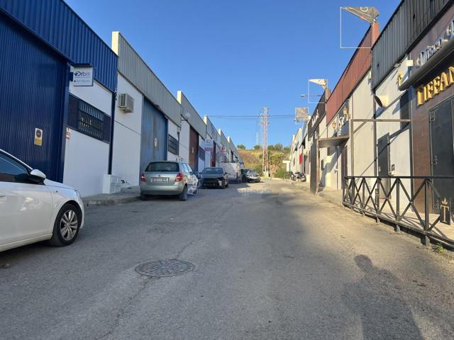 SE VENDE NAVE INDUSTRIAL EN LEBRIJA photo 0