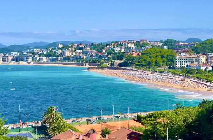 Casa En venta en Itsasargi Pasealekua, 29, Antiguo, Donostia-San Sebastián photo 0