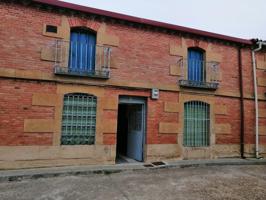 BONITA CASA DE PUEBLO EN LA ARMUÑA, AMPLIA, CON ENCANTO Y MUCHAS POSIBILIDADES photo 0