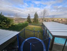 IMPECABLE CHALET PAREADO EN EL CAMPO DE GOLF DE VILLAMAYOR photo 0