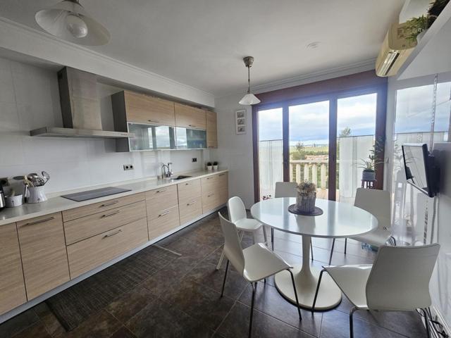 IMPECABLE CHALET PAREADO EN EL CAMPO DE GOLF DE VILLAMAYOR photo 0