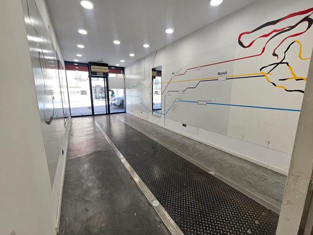 LOCAL EN ALQUILER EN PLENO CENTRO DE SALAMANCA, JUNTO CALLE TORO photo 0