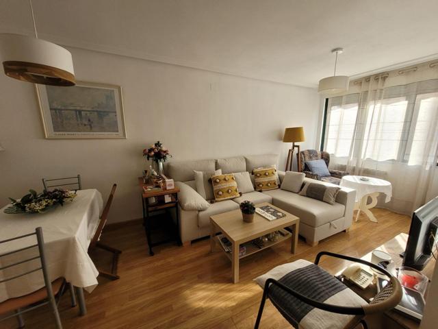 Piso En venta en Cementerio-Valhondo, Salamanca photo 0