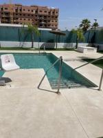 Precioso piso seminuevo en urb. privada, con zonas comunes y 2 plazas de garaje photo 0
