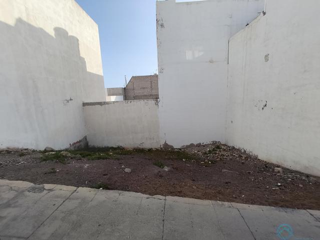 Terreno Urbanizable En venta en La Vega Baja, Arrecife photo 0
