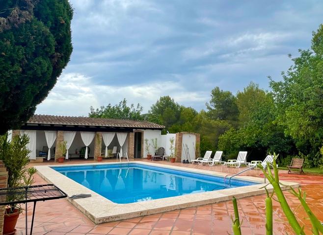 Villa En venta en Dénia photo 0