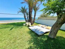 Villa En venta en Dénia photo 0