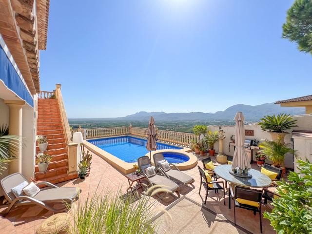 Villa En venta en Pego photo 0