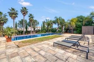 Villa En venta en Dénia photo 0