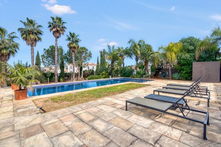 Villa En venta en Dénia photo 0