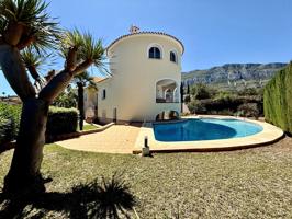 Villa En venta en Dénia photo 0