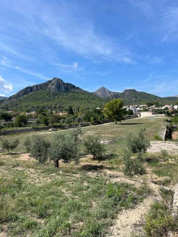 Terrenos Edificables En venta en Orba photo 0