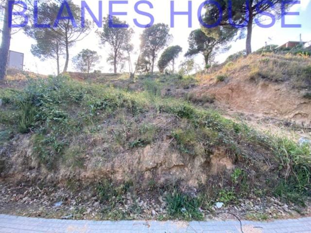 Terreno en venta en Urbanitzacions El Mas Móra-Sant Daniel-Blanes Mar photo 0