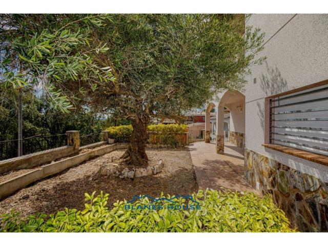 Casa en venta en Vidreres photo 0